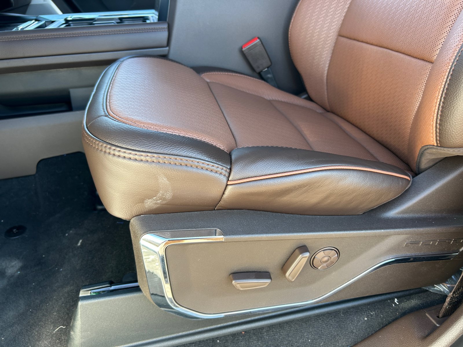 New 2026 Ford F250 King Ranch AWD/4WD image 14