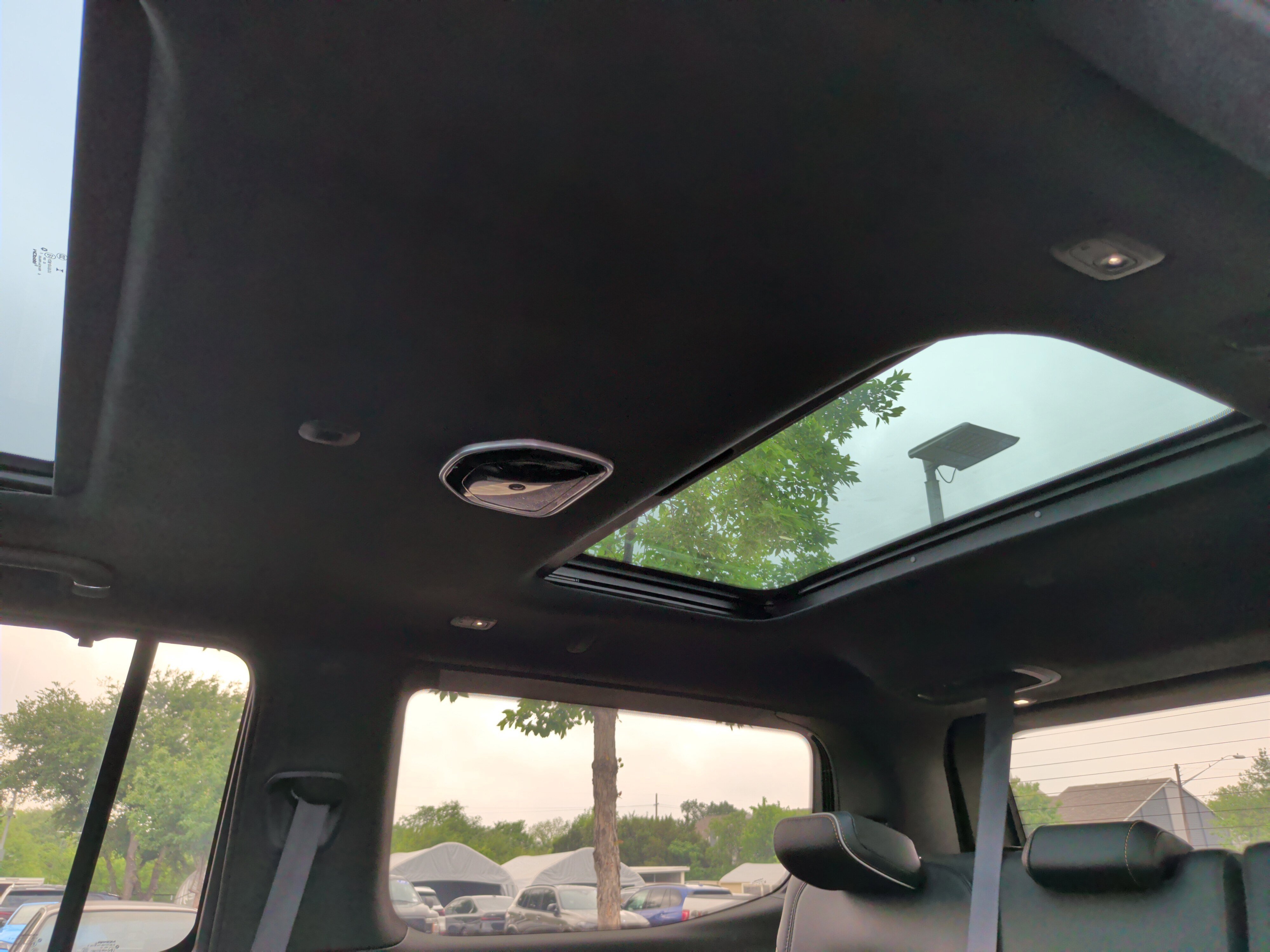 Used 2023 Jeep Grand Wagoneer Series III image 29