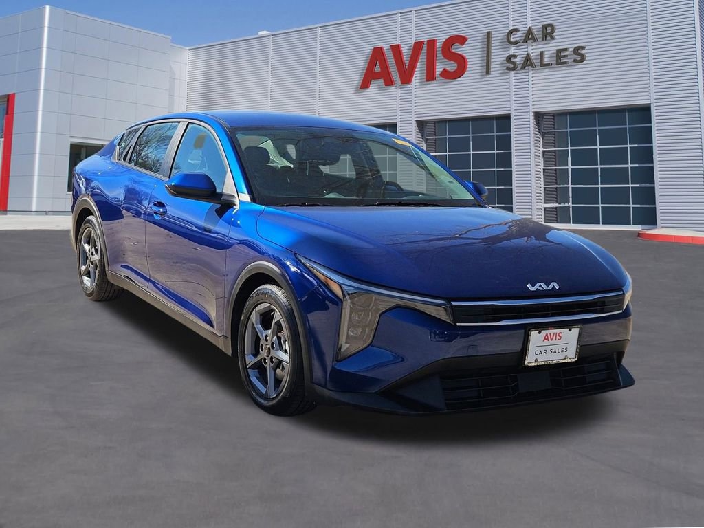 Used 2025 Kia K4 LXS image 9