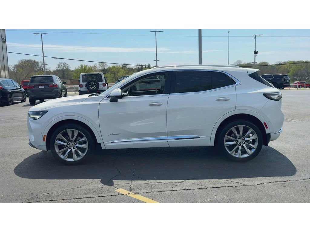 Used 2022 Buick Envision Avenir w/ Technology Package II image 5