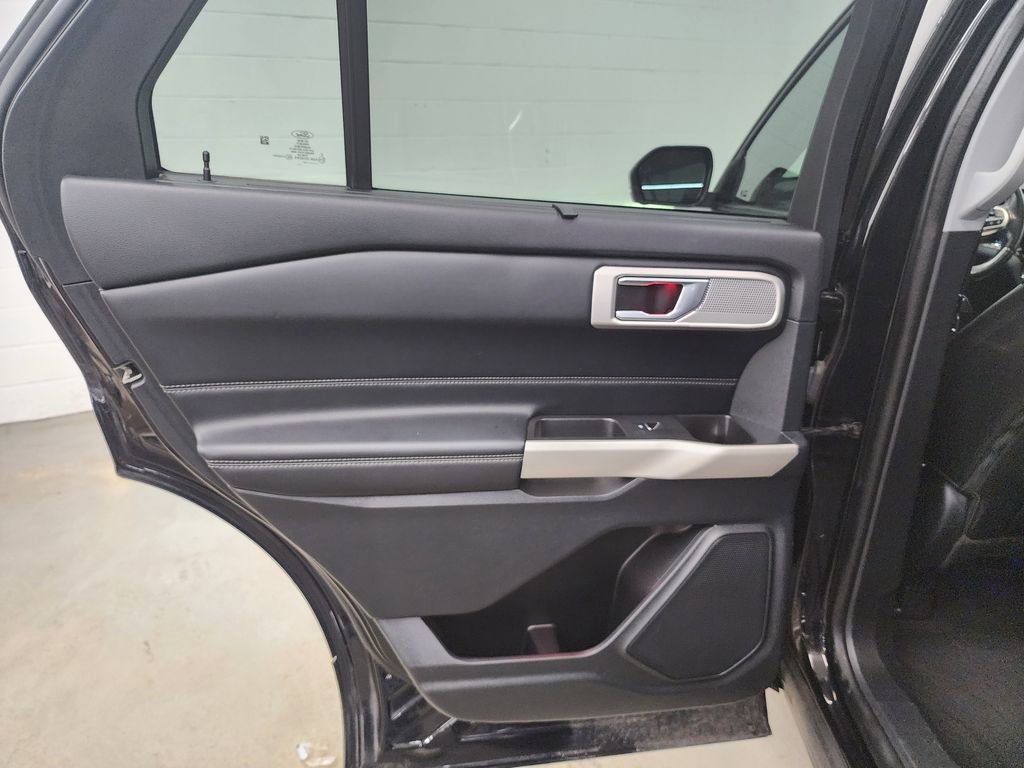 Used 2021 Ford Explorer Limited image 25