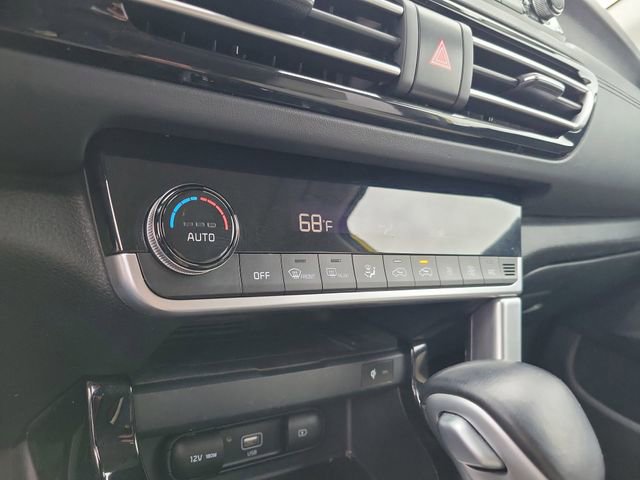 Used 2021 Kia Seltos SX w/ SX Sunroof Package image 23