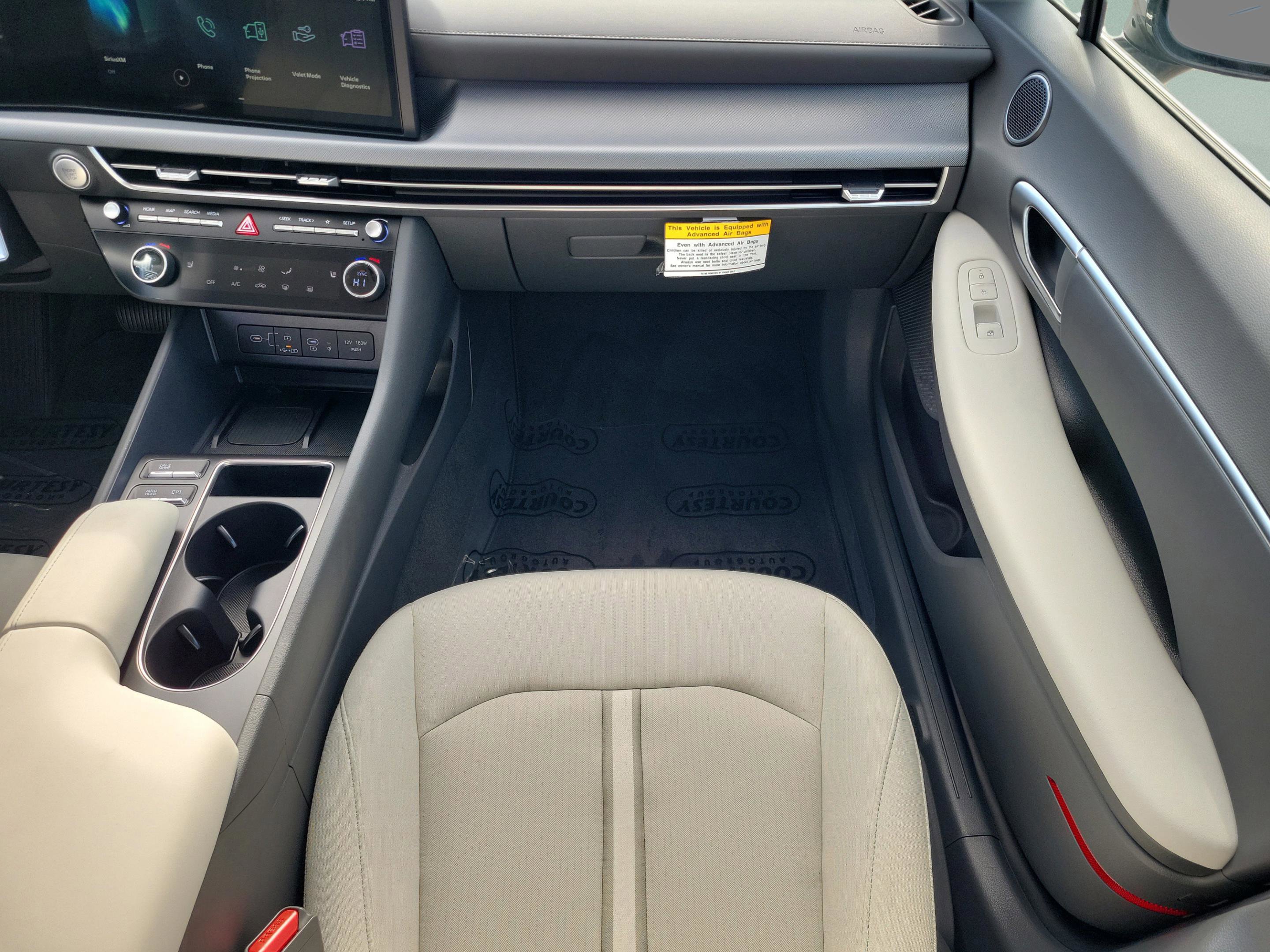 New 2026 Hyundai Sonata SEL FWD image 23