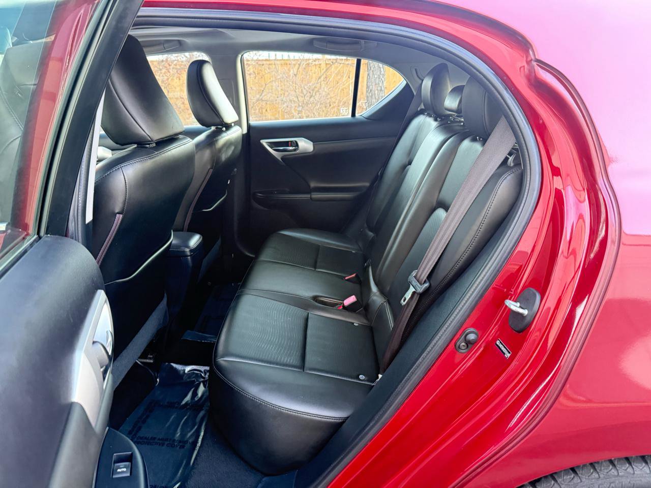 Used 2013 Lexus CT 200h w/ Premium Pkg w/Navigation image 18