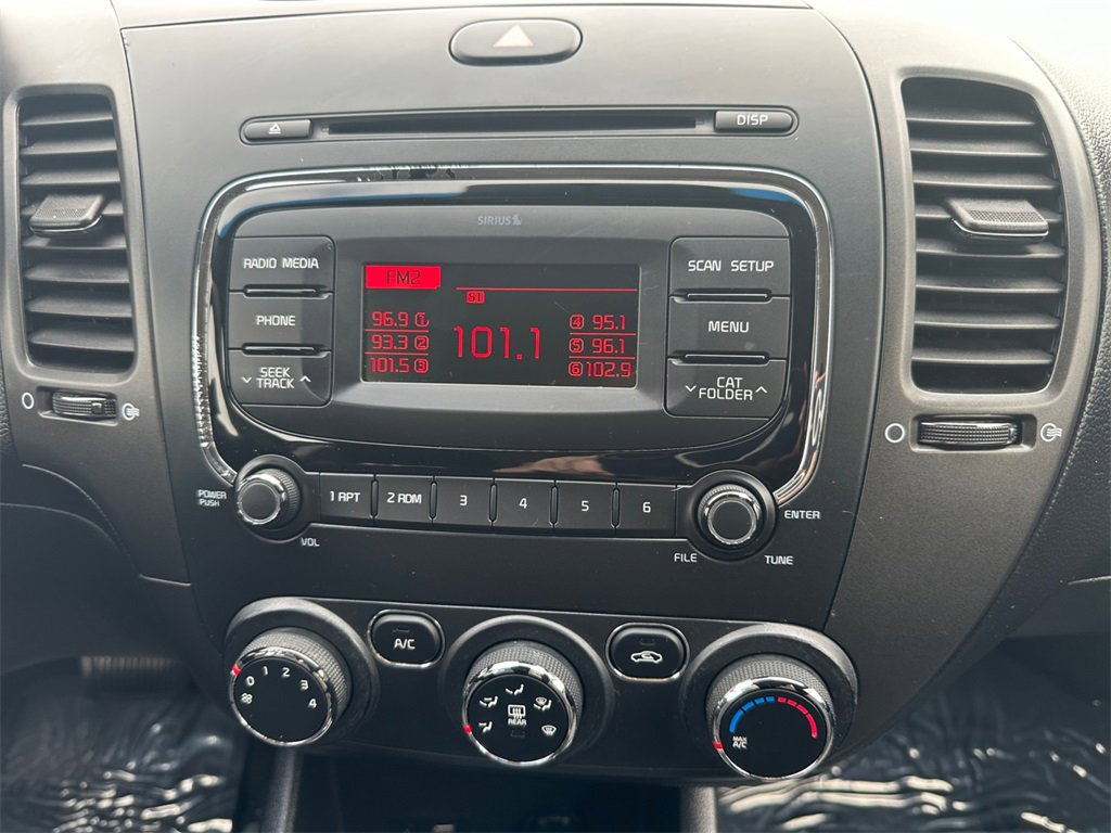 Used 2018 Kia Forte LX image 21