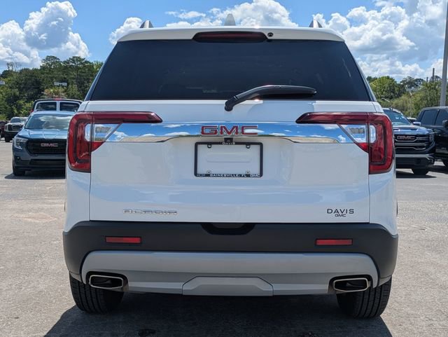 Certified 2023 GMC Acadia SLT w/ LPO, Floor Liner Package FWD image 6