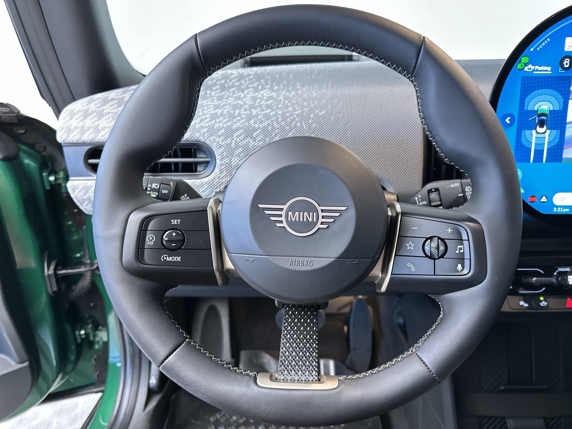 Used 2026 MINI Cooper 2-Door Hardtop FWD image 16