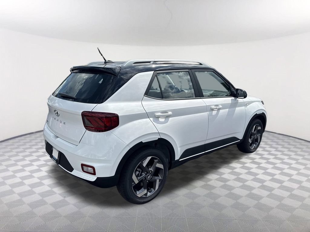 New 2025 Hyundai Venue Limited FWD image 5