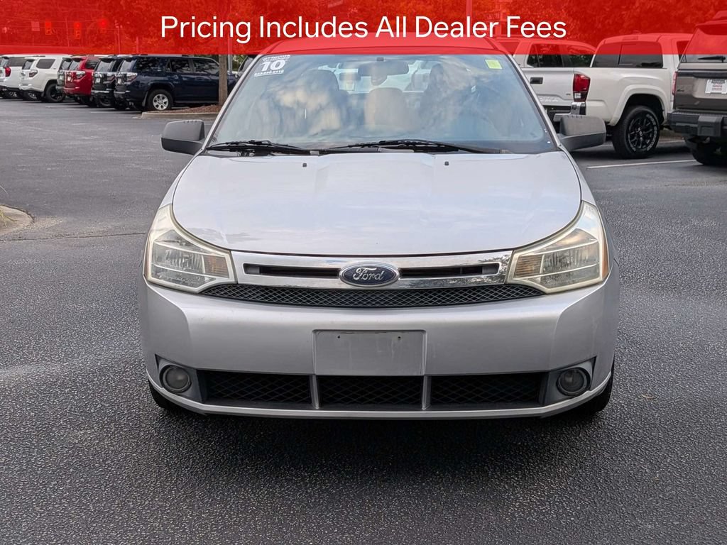 Used 2010 Ford Focus SE FWD image 9
