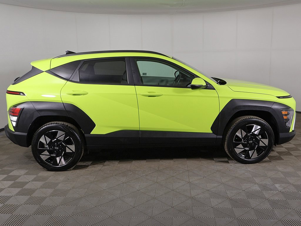 Used 2025 Hyundai Kona SEL image 14