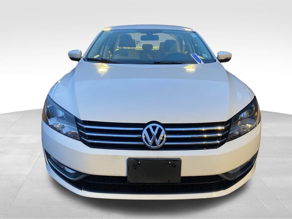 Used 2015 Volkswagen Passat 1.8T Limited Edition image 14