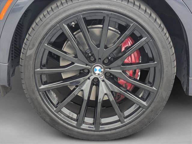 Used 2022 BMW X6 xDrive40i w/ M Sport Package AWD/4WD image 26