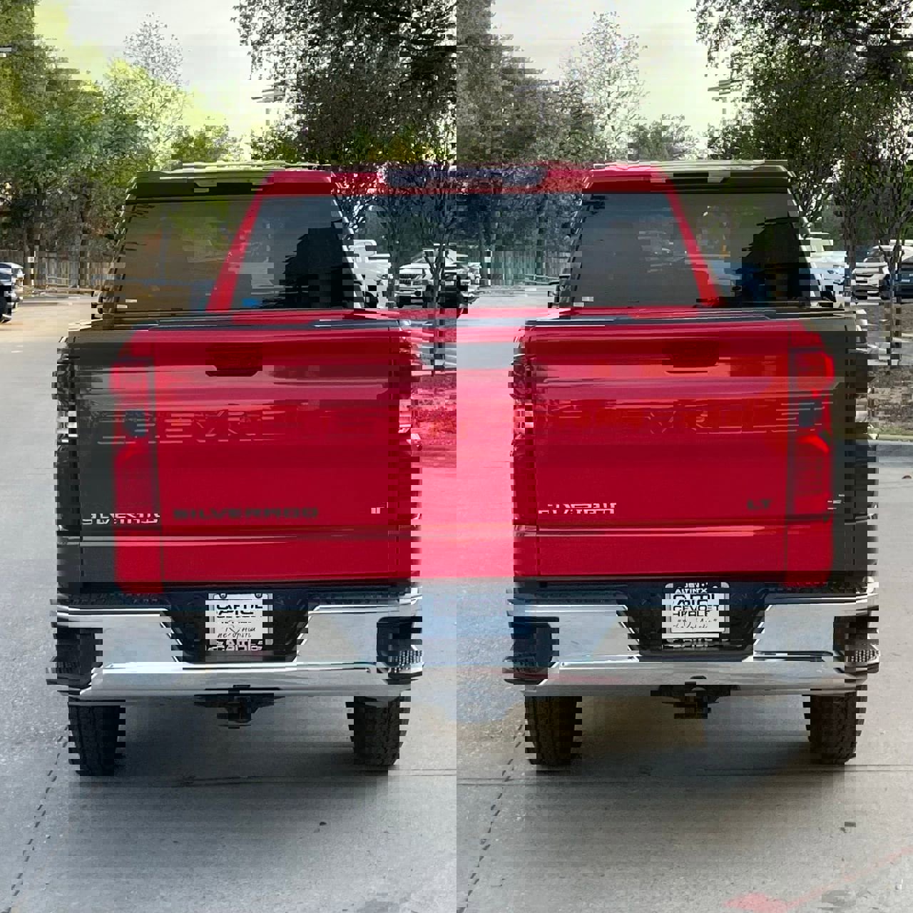 Used 2025 Chevrolet Silverado 1500 LT image 5