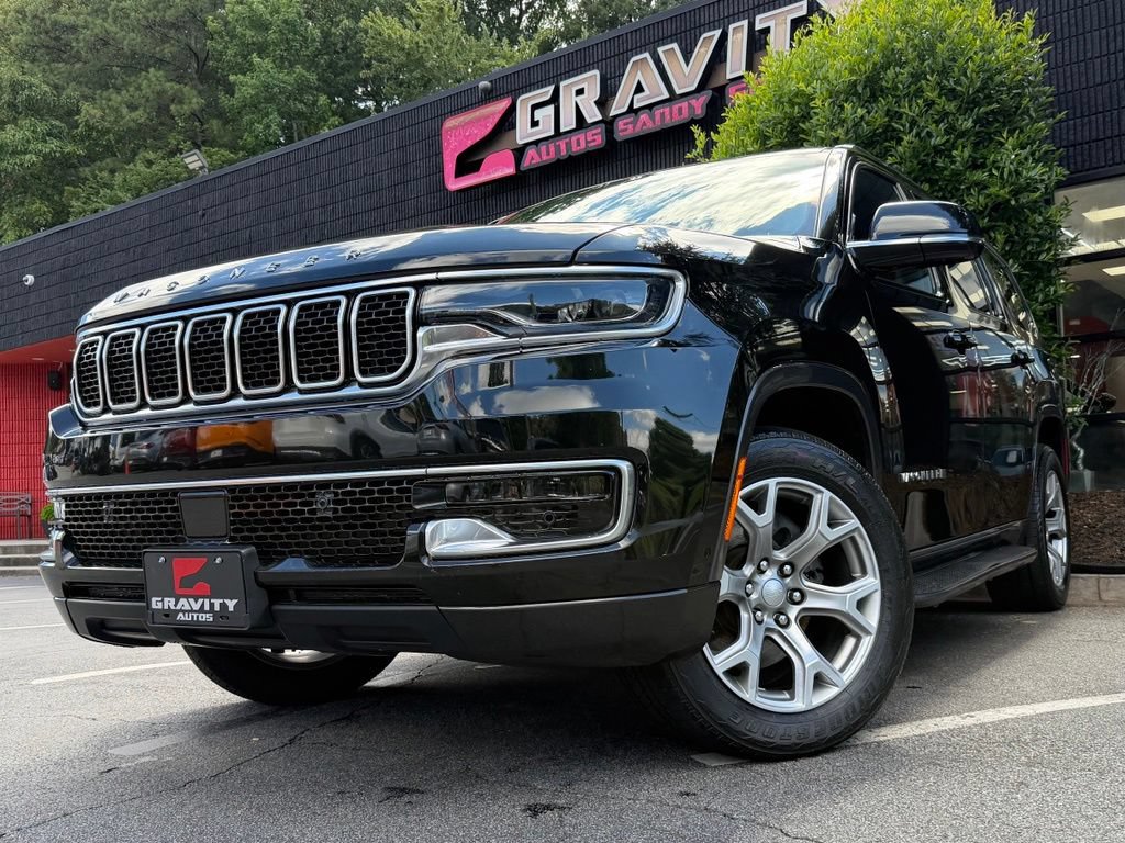 Used 2022 Jeep Wagoneer Series II AWD/4WD image 2