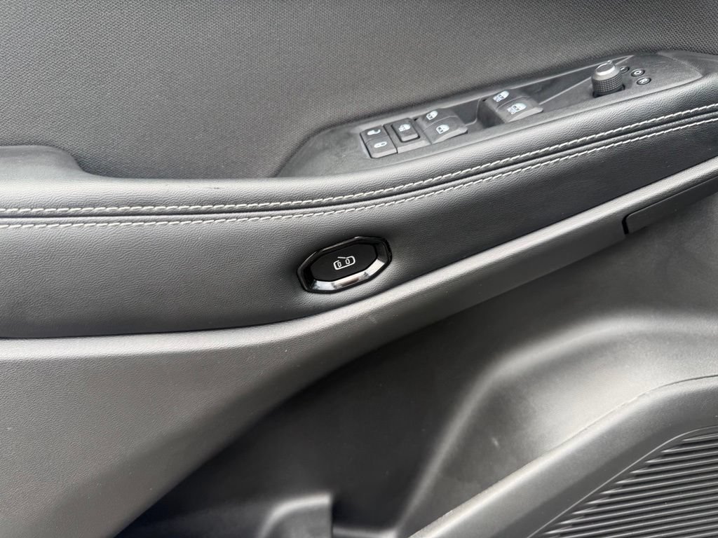 New 2026 Jeep Cherokee Laredo AWD/4WD image 14