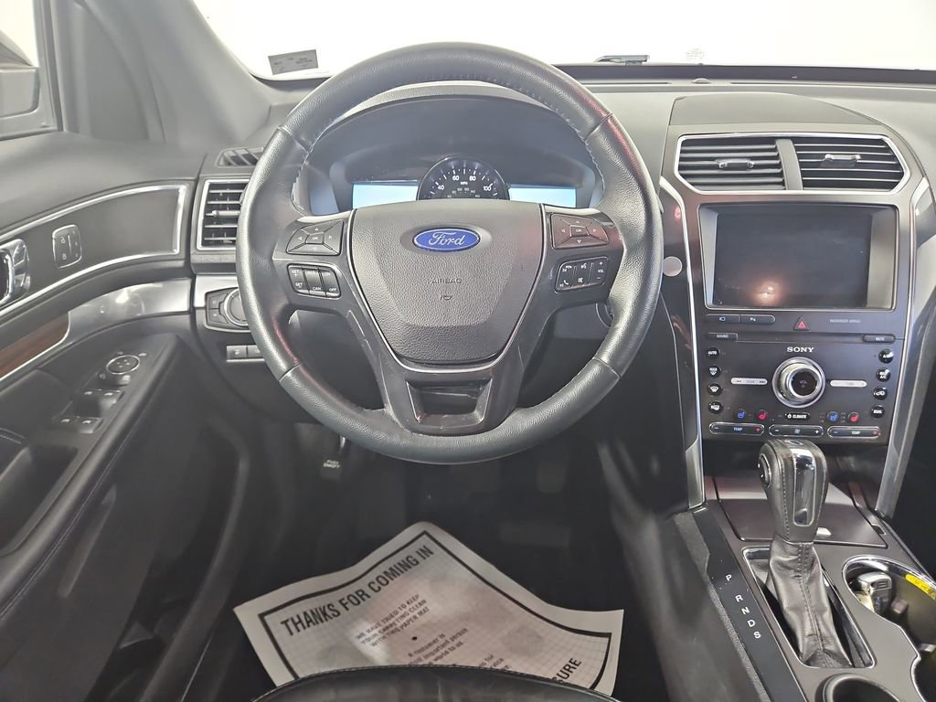 Used 2019 Ford Explorer Limited w/ Class III Trailer Tow Package image 14