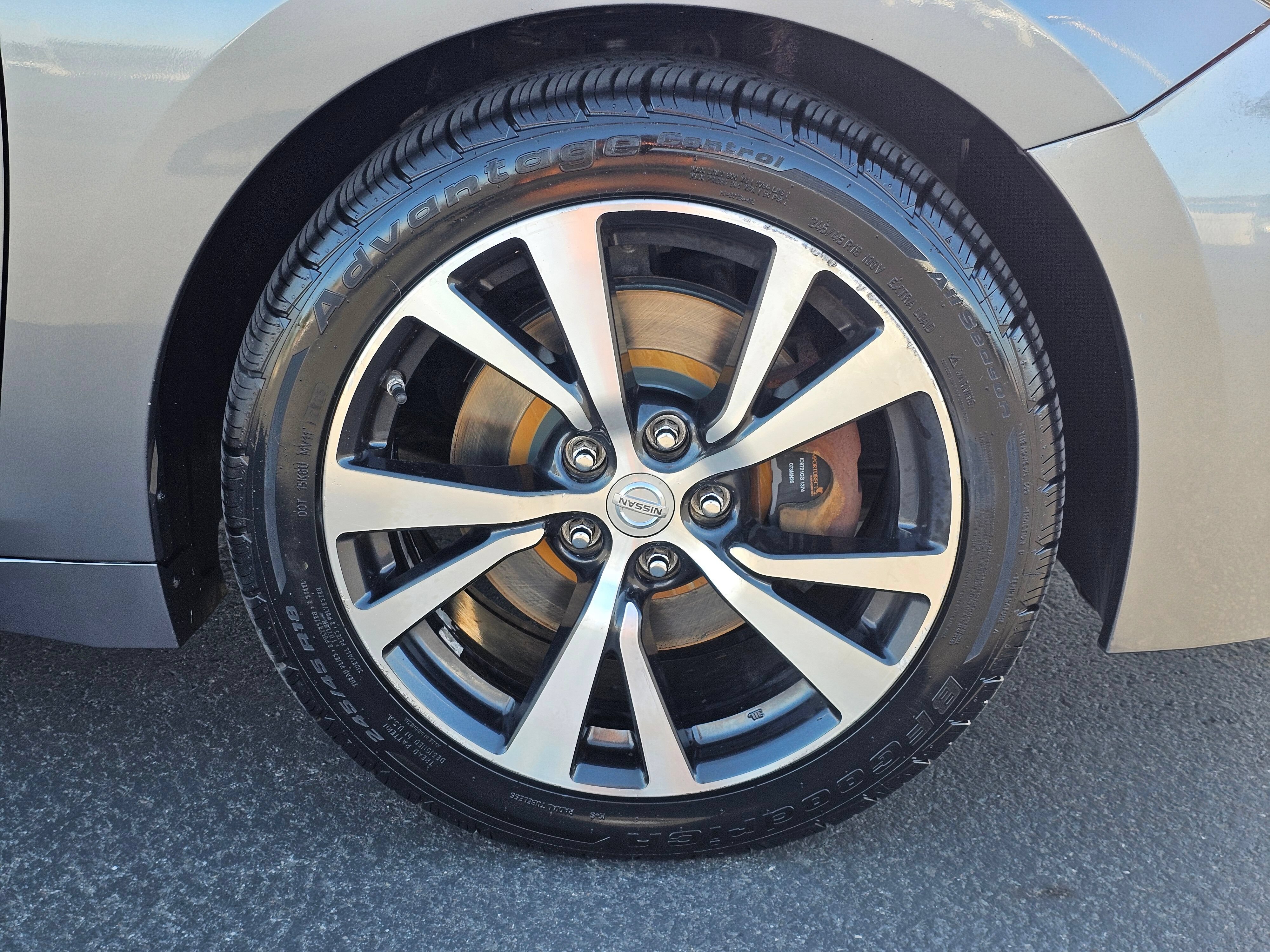 Used 2016 Nissan Maxima 3.5 S FWD image 9