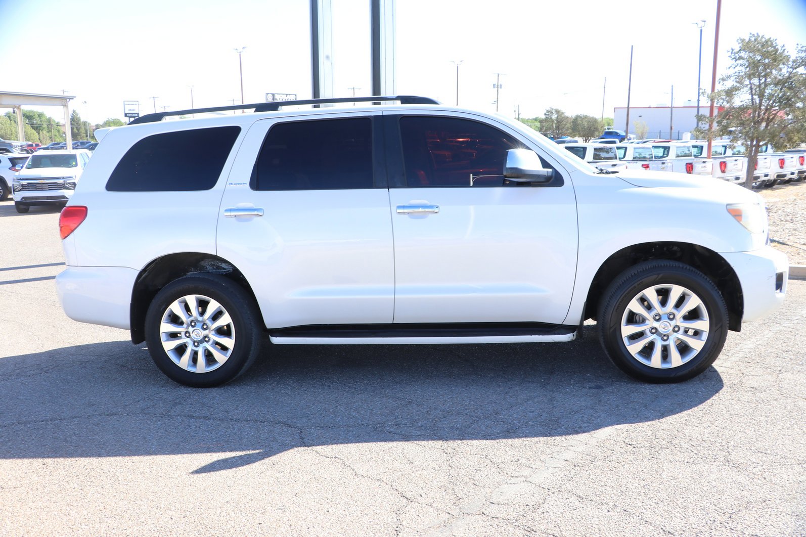 Used 2010 Toyota Sequoia Platinum RWD image 8