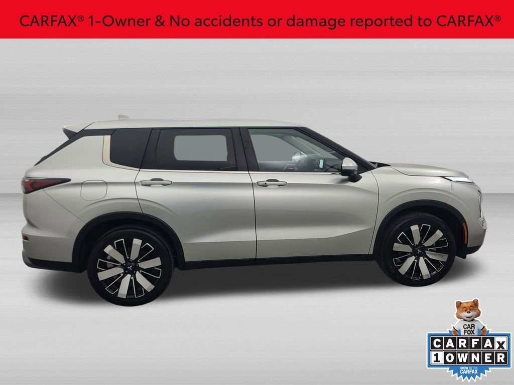 Used 2025 Mitsubishi Outlander SE AWD/4WD video 3