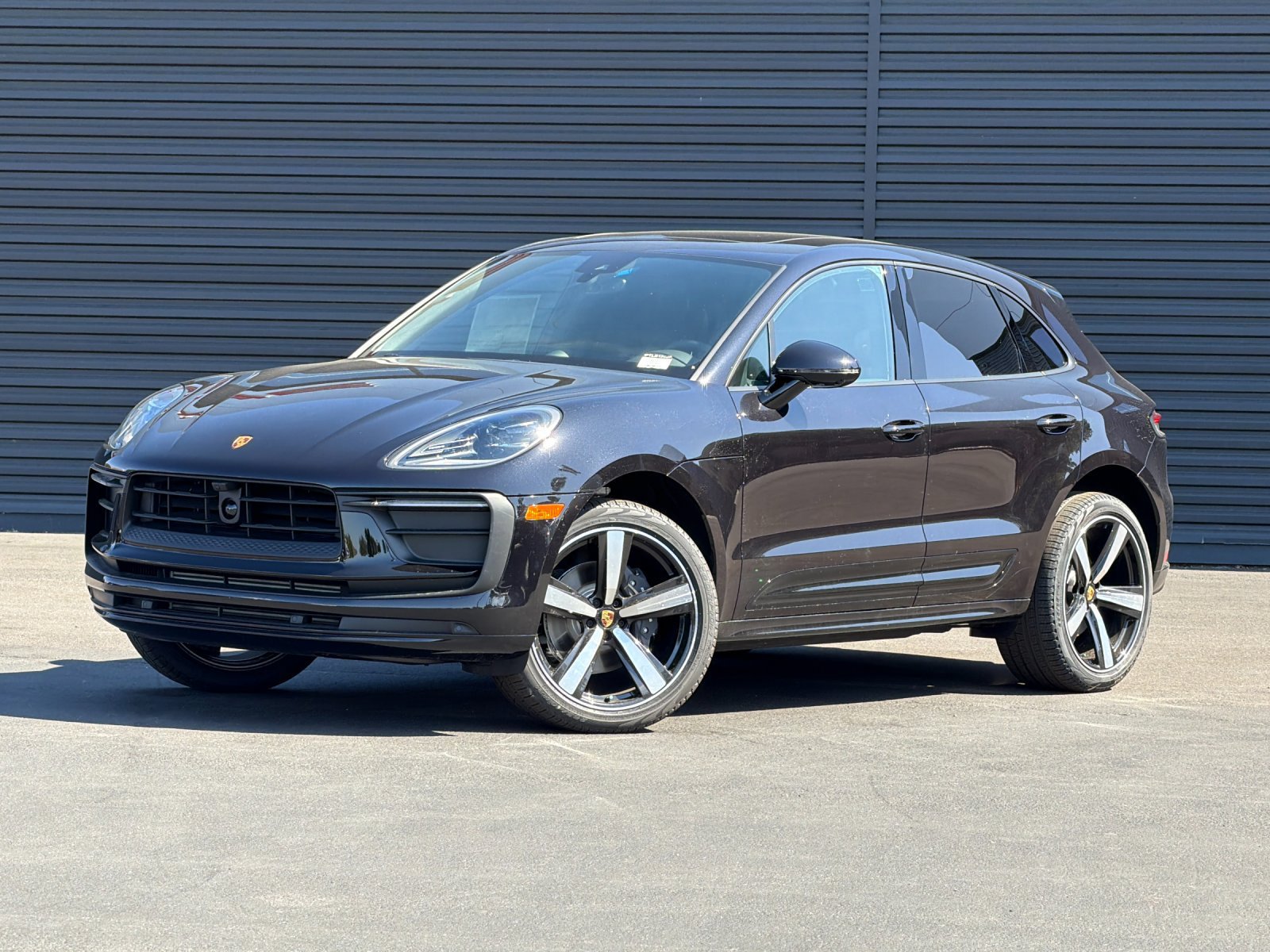 New 2026 Porsche Macan AWD/4WD image 1