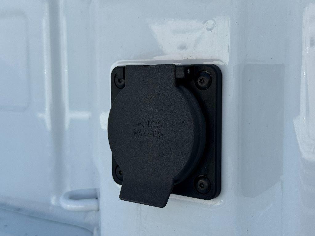 Used 2023 GMC Sierra 1500 SLT w/ SLT Premium Package image 8