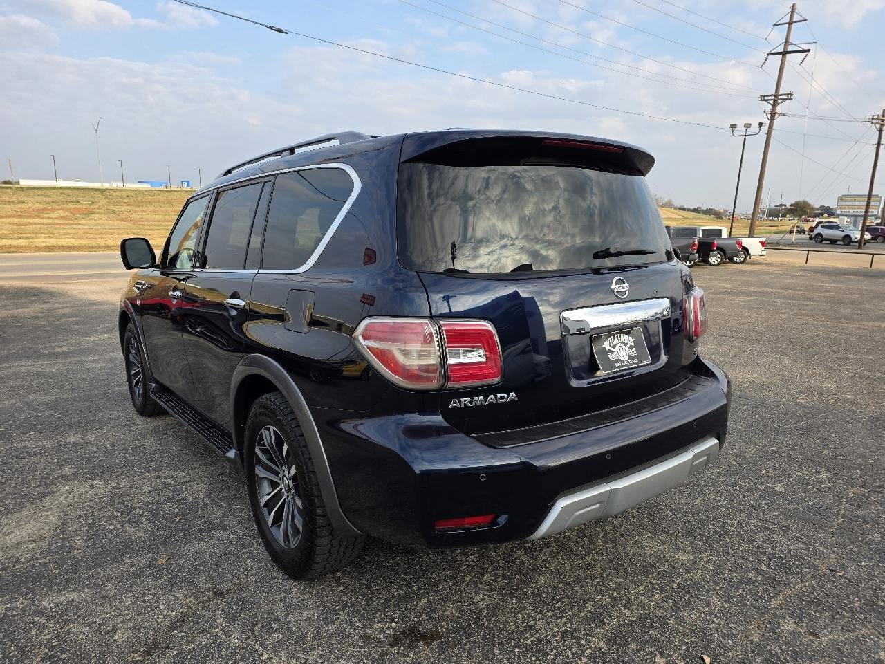 Used 2018 Nissan Armada SL w/ Moonroof Package image 5