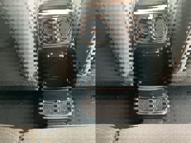 Used 2024 Jeep Wrangler Unlimited w/ Convenience Group image 13