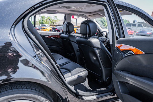Used 2007 Mercedes-Benz E 350 Sedan image 38