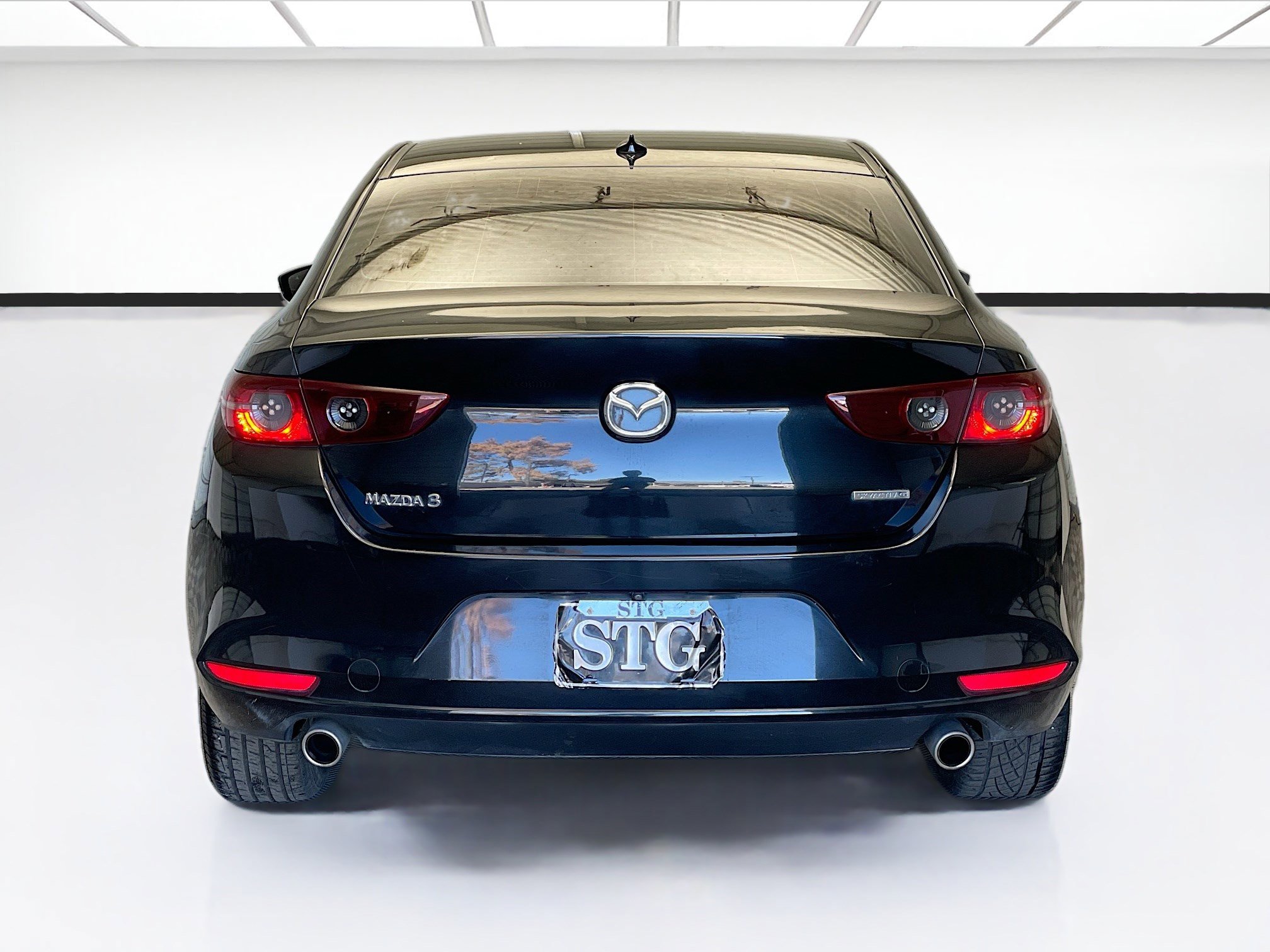 Used 2019 MAZDA MAZDA3 Sedan w/ Preferred Package image 5