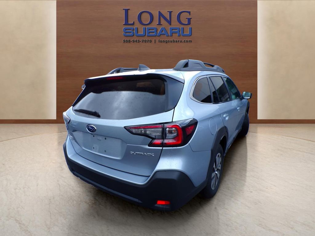 Used 2024 Subaru Outback Premium image 7