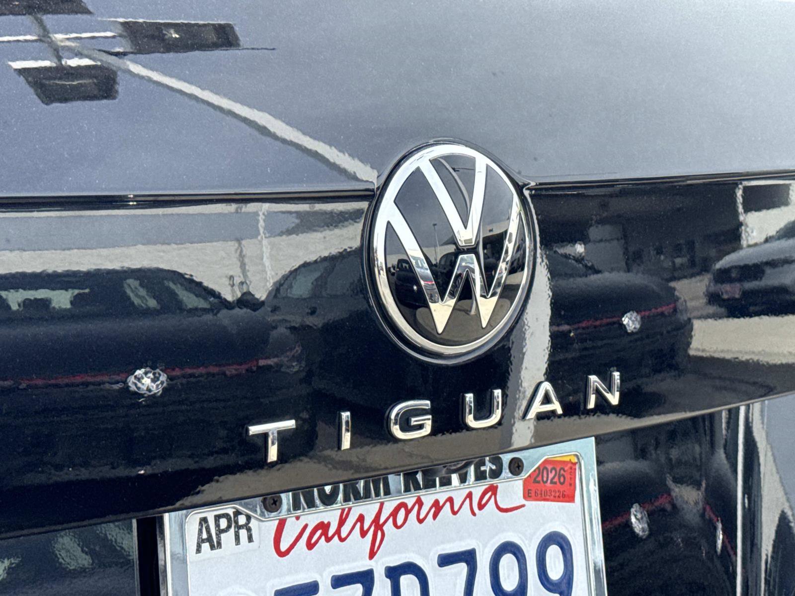 Certified 2023 Volkswagen Tiguan SE w/ Panoramic Sunroof Package image 28