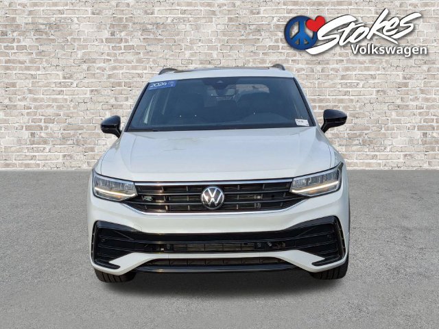 Certified 2024 Volkswagen Tiguan SE R-Line FWD image 9