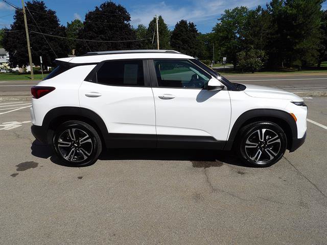 Certified 2026 Chevrolet TrailBlazer LT w/ Convenience Package FWD image 6