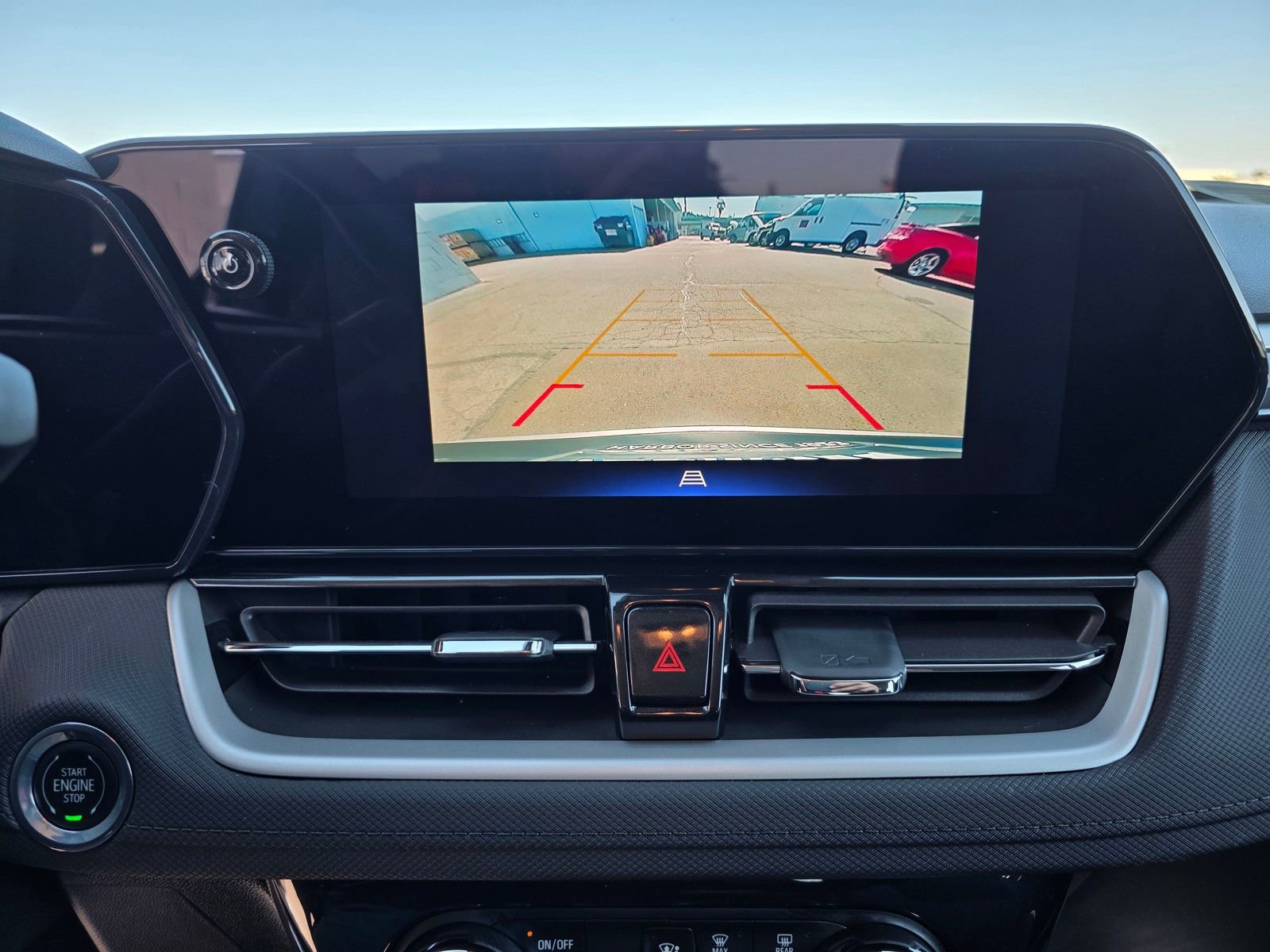 Used 2024 Chevrolet TrailBlazer LT w/ Convenience Package image 27