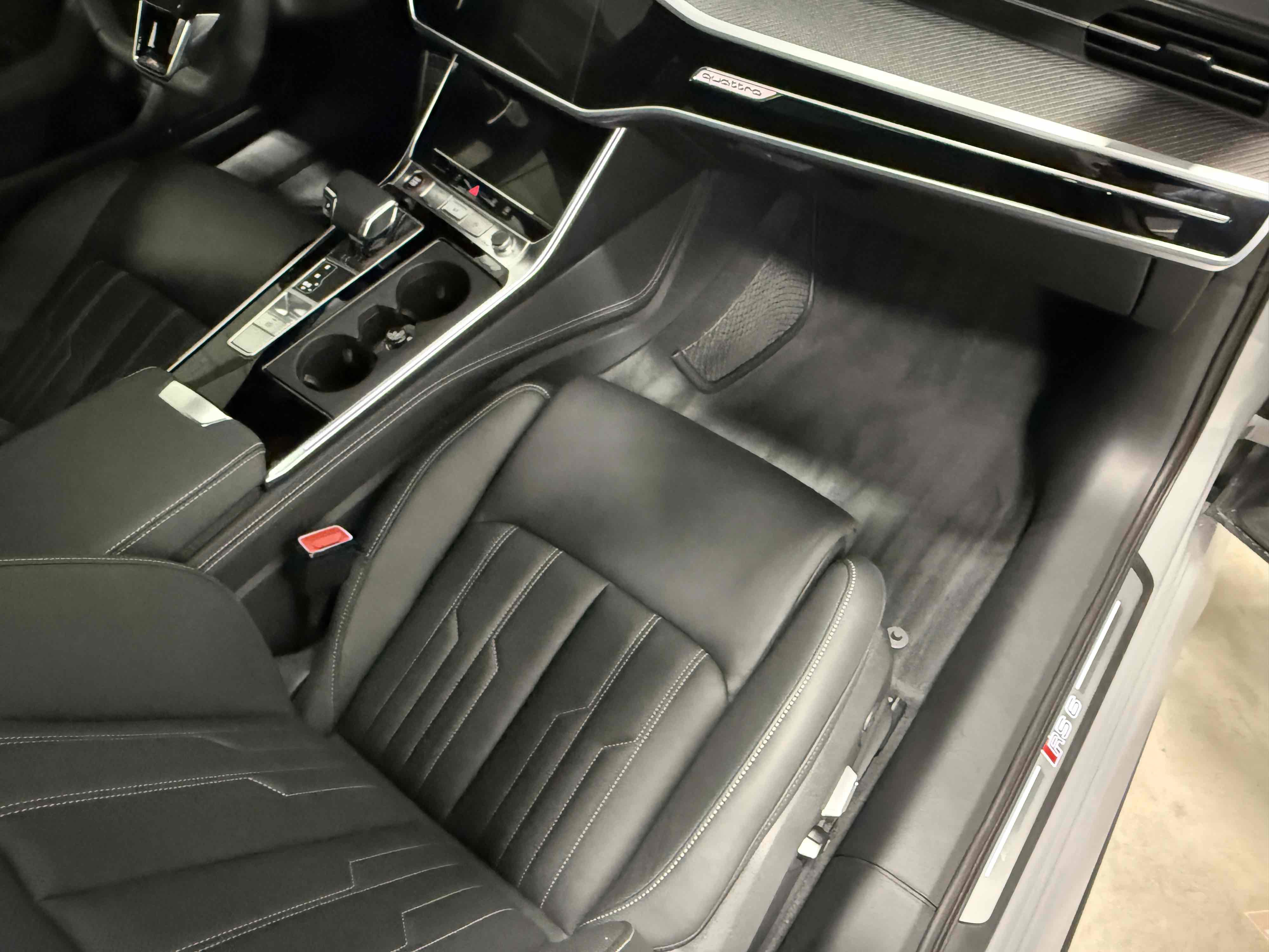 Used 2025 Audi RS 6 performance w/ Matte Carbon Package AWD/4WD image 72
