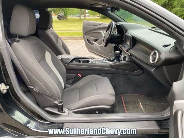 Used 2018 Chevrolet Camaro LT w/ Redline Edition RWD image 16