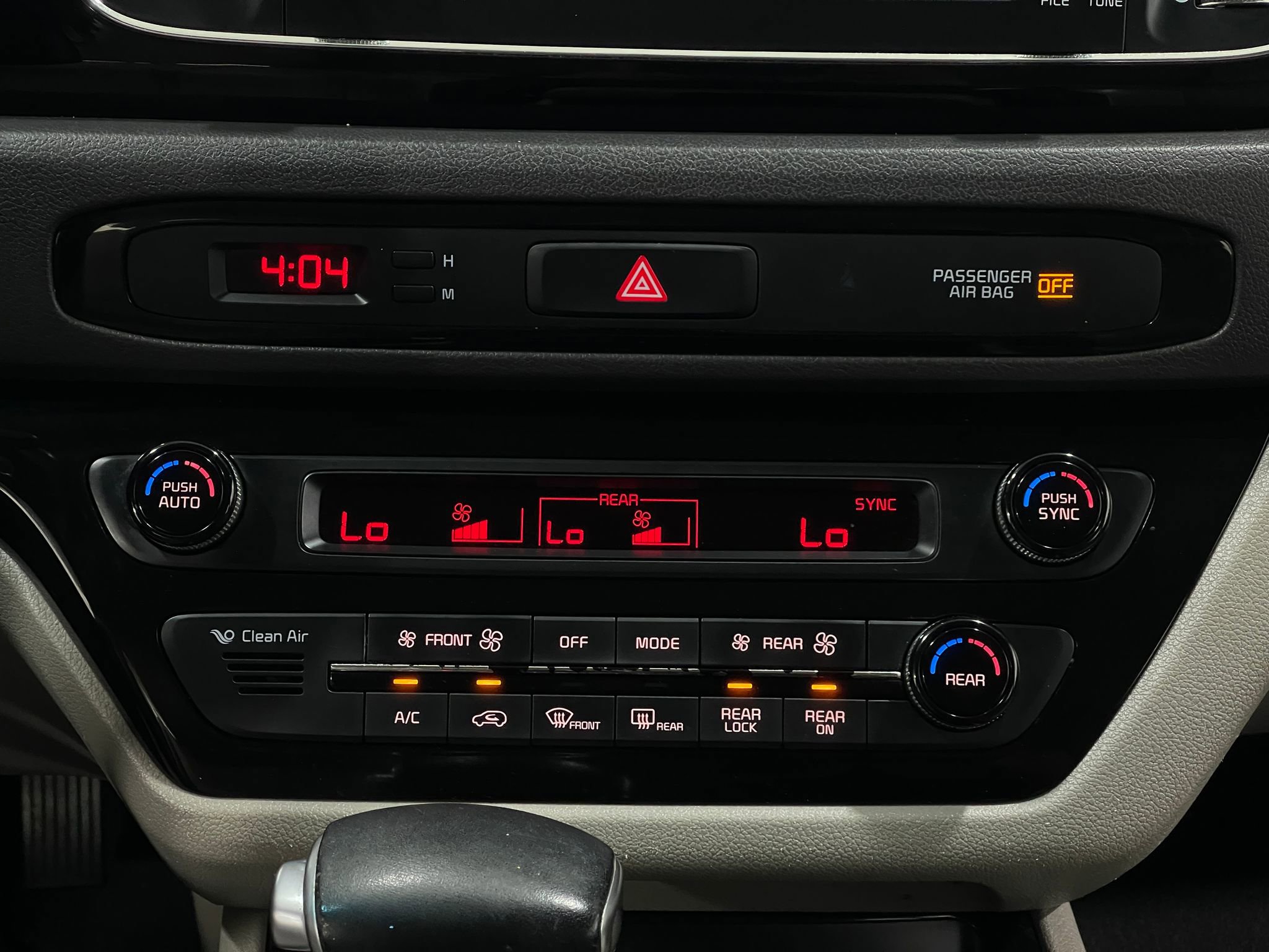 Used 2017 Kia Sedona EX image 24