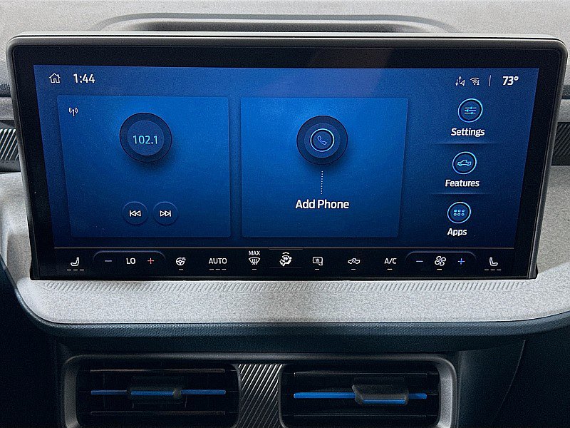 New 2025 Ford Maverick XLT w/ XLT Luxury Package image 11