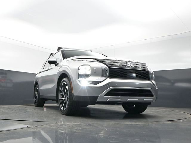 Used 2022 Mitsubishi Outlander SE AWD/4WD image 27