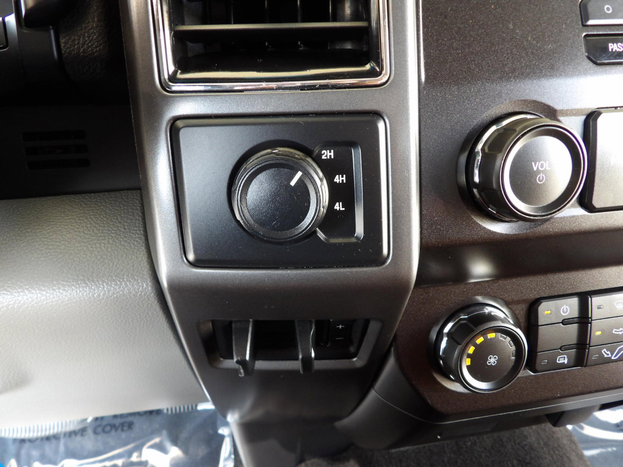 Used 2019 Ford F250 XLT image 28