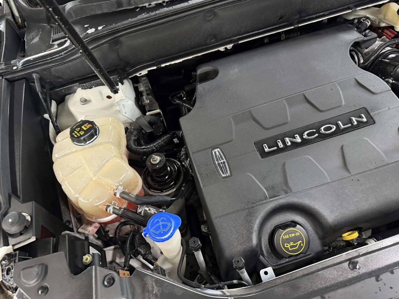 Used 2016 Lincoln MKX Reserve w/ Equipment Group 102A image 30