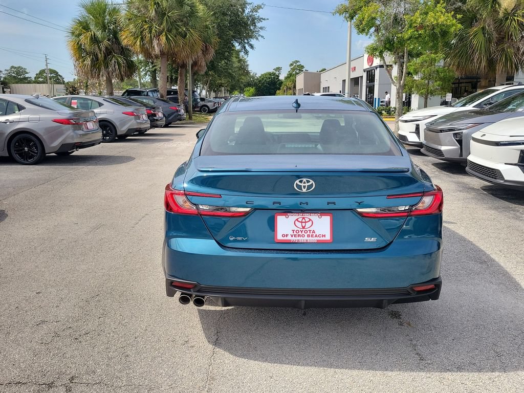 New 2026 Toyota Camry SE FWD image 5