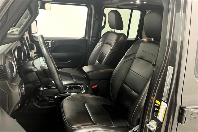 Used 2022 Jeep Wrangler Unlimited Sahara w/ Cold Weather Group image 22
