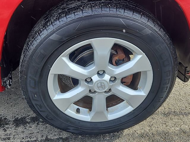 Used 2011 Toyota RAV4 Limited w/ Limited Extra Value Pkg image 10