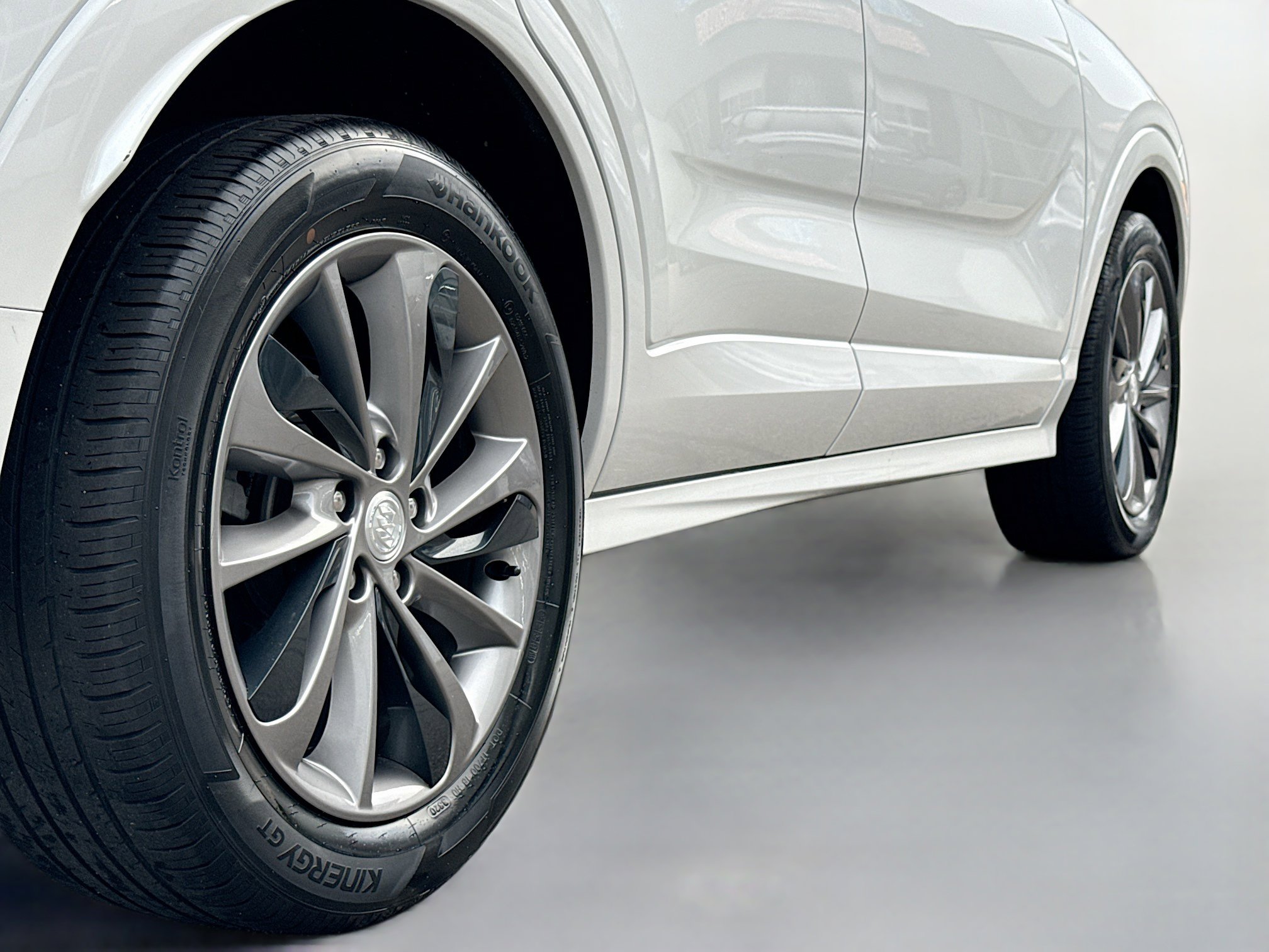 Used 2021 Buick Encore GX Select w/ Sport Touring Package image 15