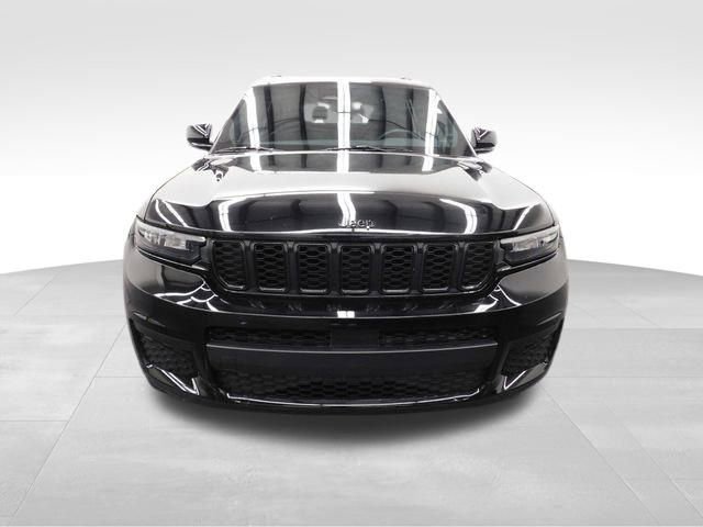 Used 2022 Jeep Grand Cherokee L Laredo image 3