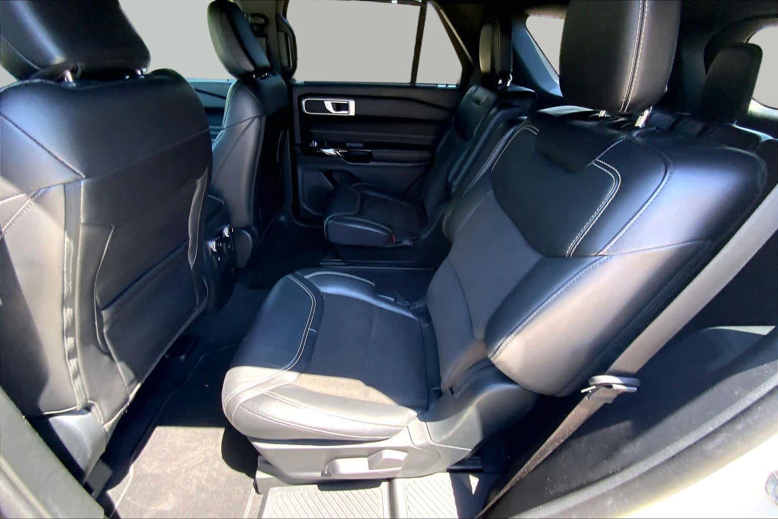 Used 2023 Ford Explorer ST AWD/4WD image 20