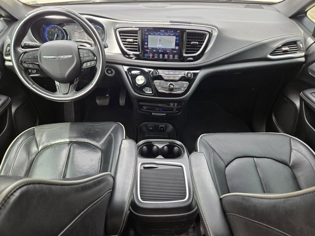 Used 2020 Chrysler Pacifica Limited w/ Advanced Safetytec Group image 21