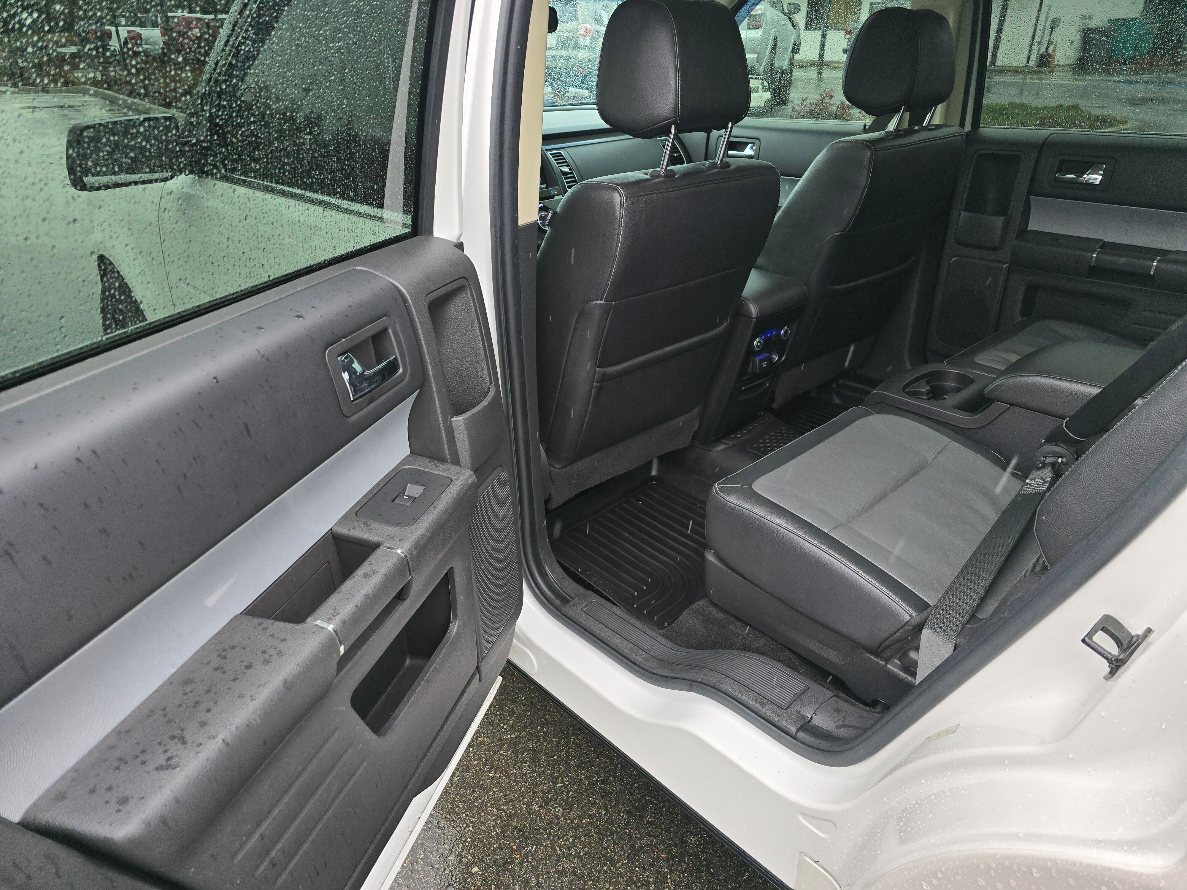Used 2014 Ford Flex Limited w/ Equipment Group 303A image 30