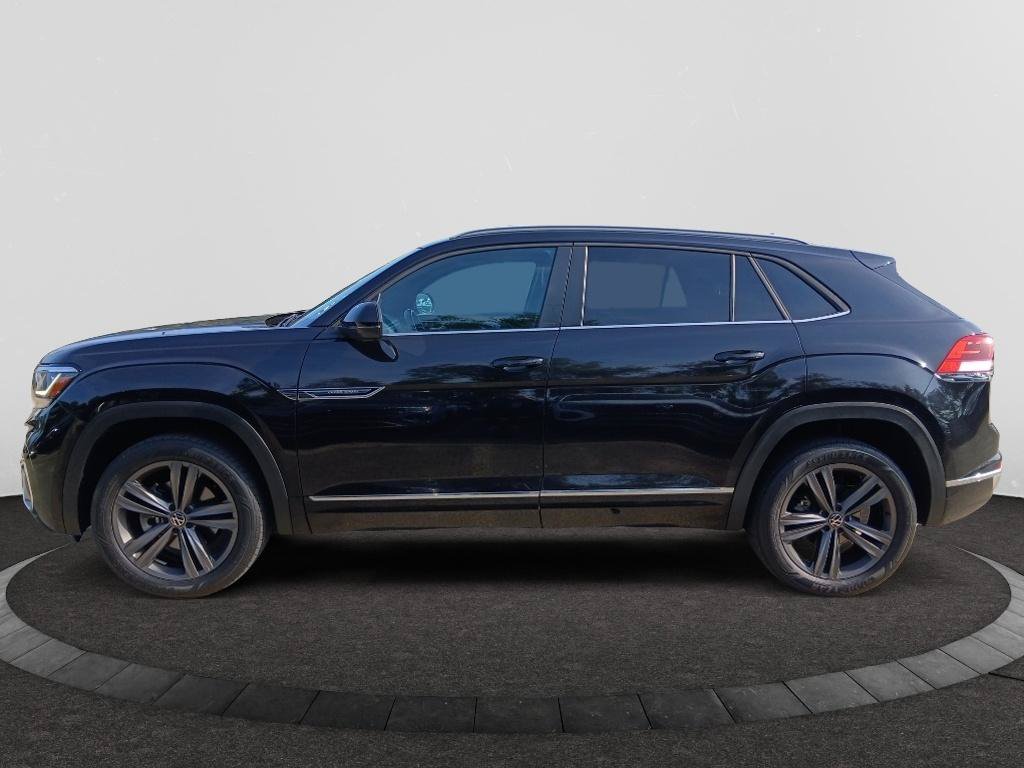 Used 2021 Volkswagen Atlas Cross Sport SE w/ Panoramic Sunroof Package FWD image 4